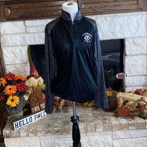 Women’s quarter zip size small